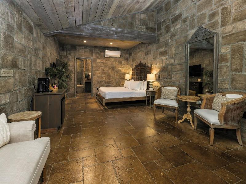 The Inn At Zaca Creek image