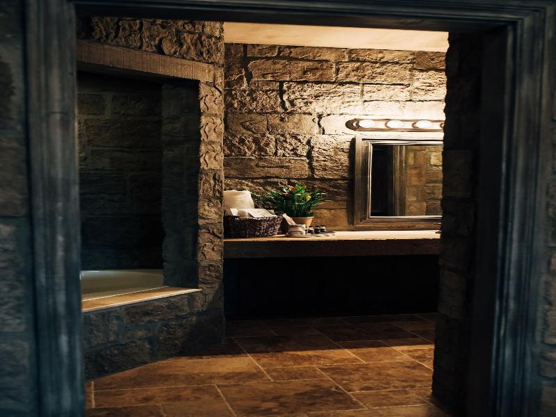 The Inn At Zaca Creek image