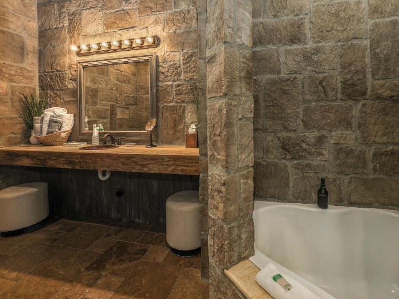 The Inn At Zaca Creek image