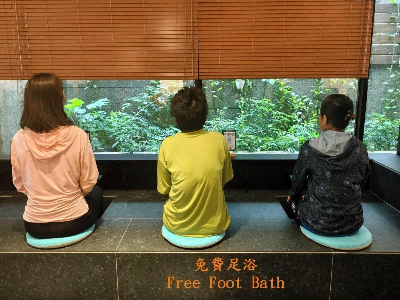 Via Hotel Breeze image