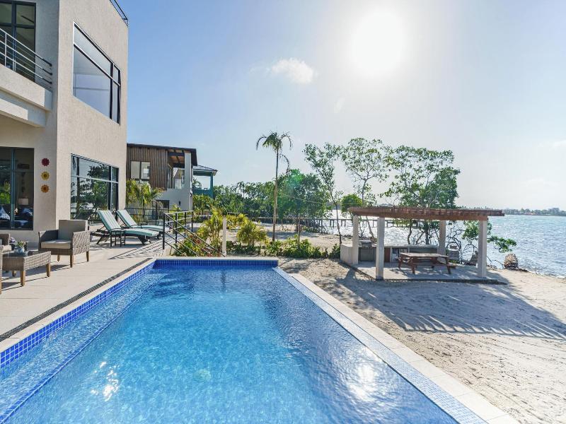 Prana Maya Island Resort image