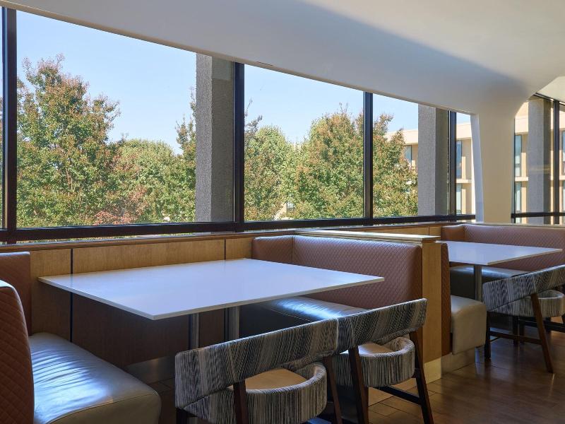 Washington Dulles Airport Marriott image