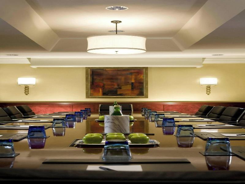 Washington Dulles Airport Marriott image