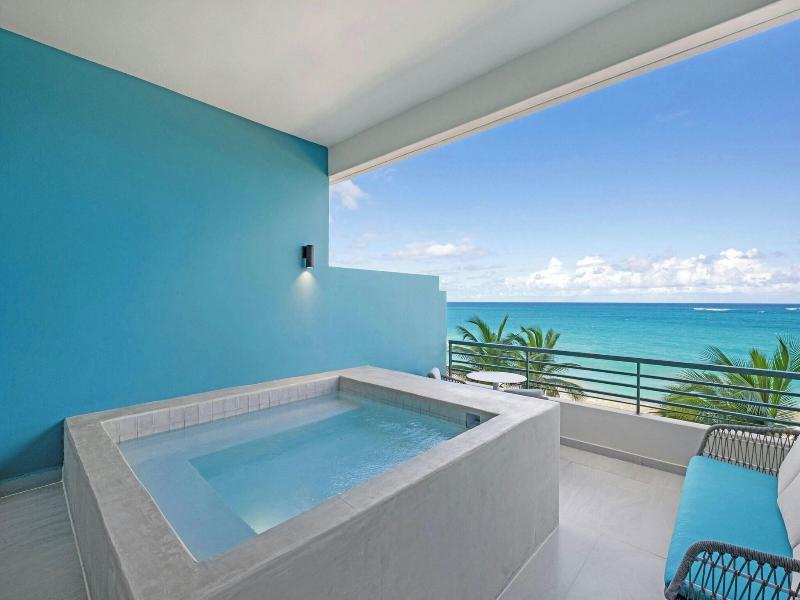 La Concha Renaissance San Juan Resort image