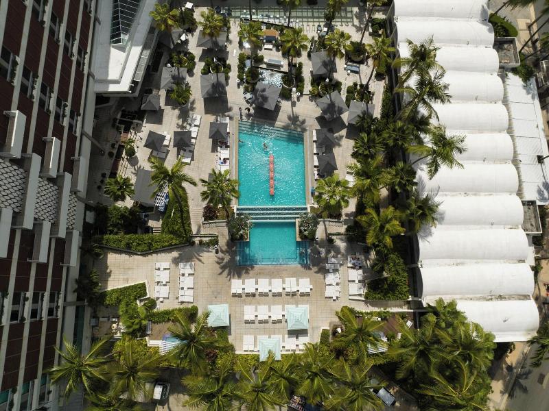 La Concha Renaissance San Juan Resort image