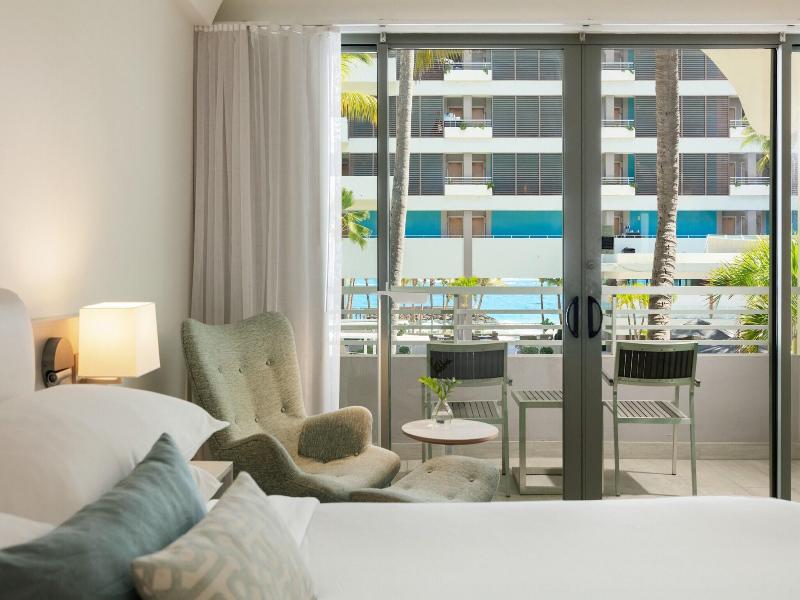 La Concha Renaissance San Juan Resort image