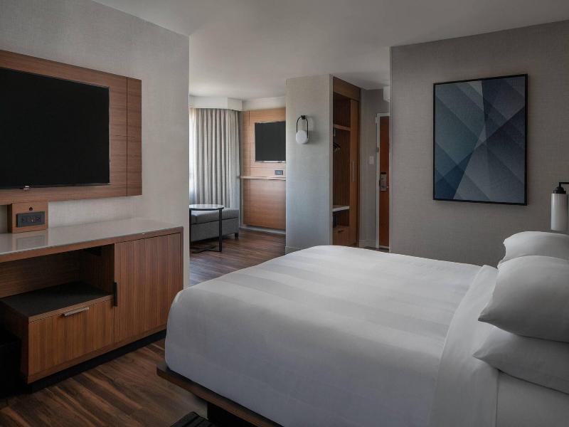 Tysons Corner Marriott image