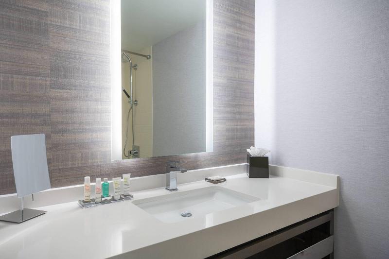 Tysons Corner Marriott image