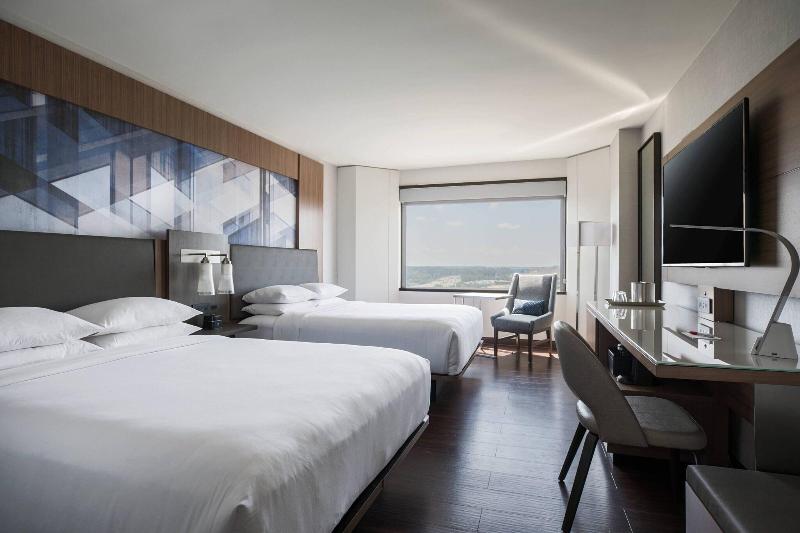 Tysons Corner Marriott image