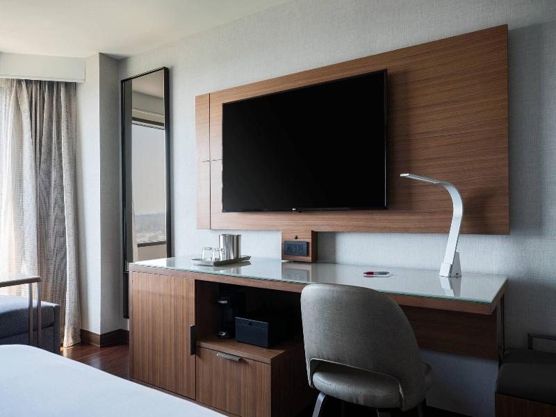 Tysons Corner Marriott image