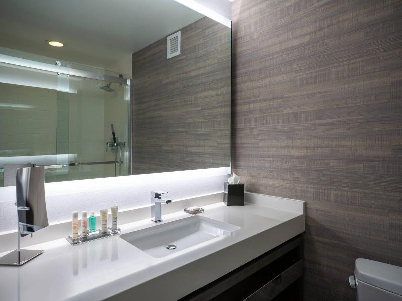 Tysons Corner Marriott image