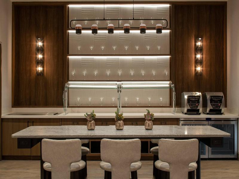 Tysons Corner Marriott image