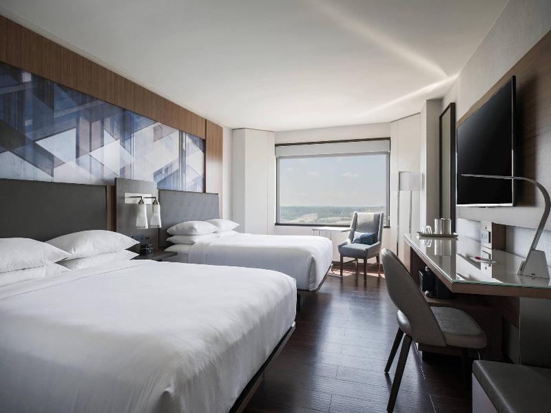 Tysons Corner Marriott image