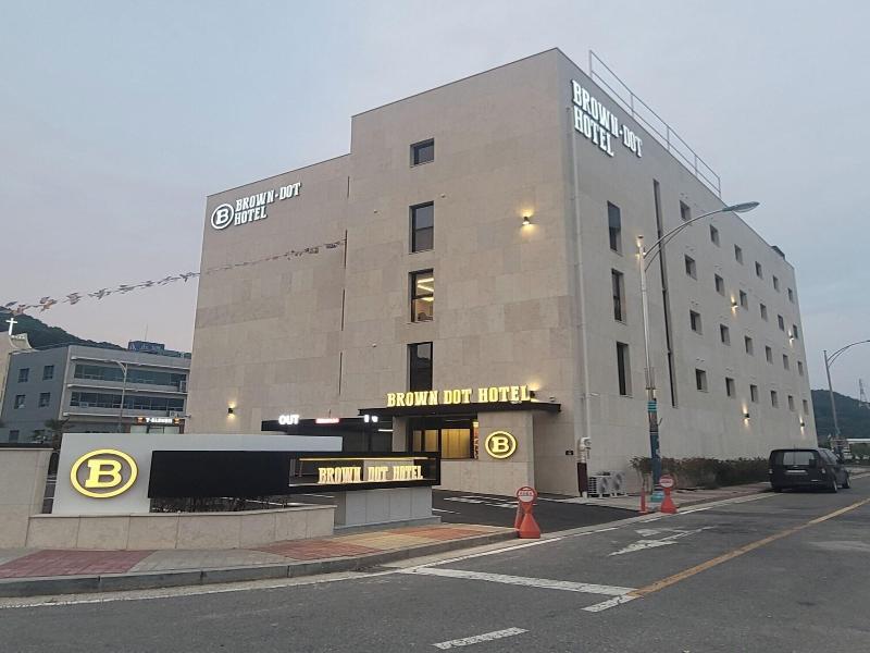 Mokpo Brown Dot Hotel Namak Branch