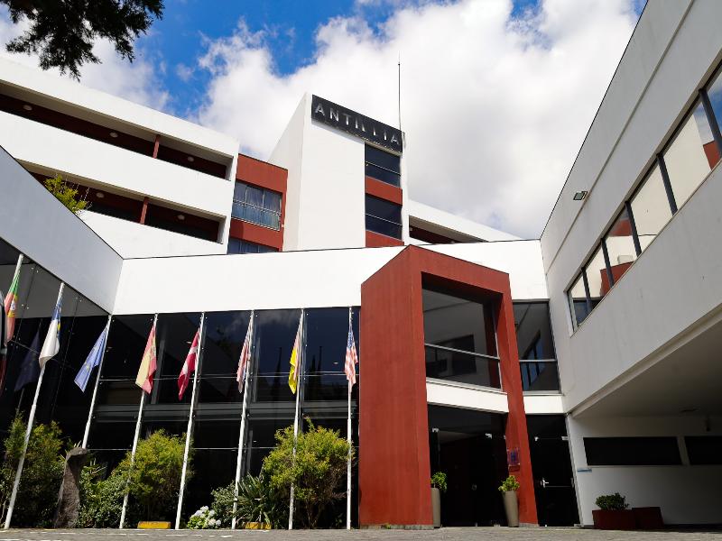 Antillia Hotel