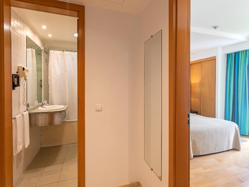 Antillia Hotel image