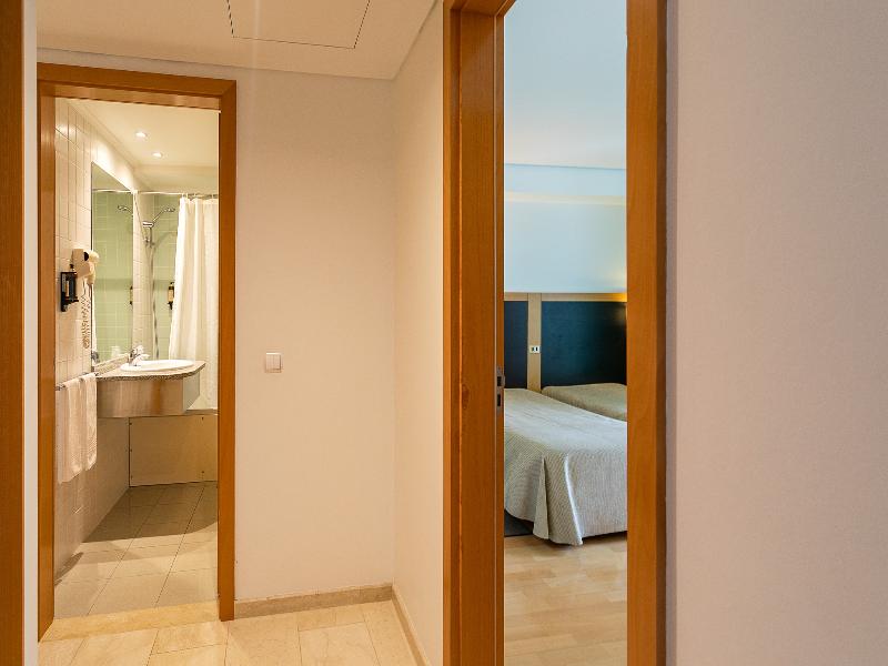 Antillia Hotel image