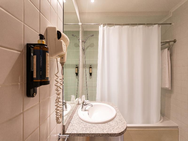 Antillia Hotel image