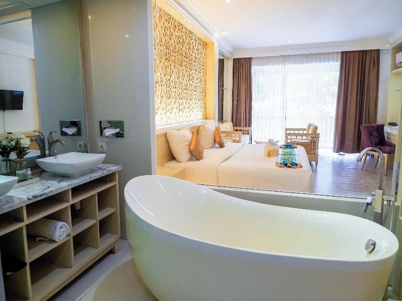 Ululani Bali image