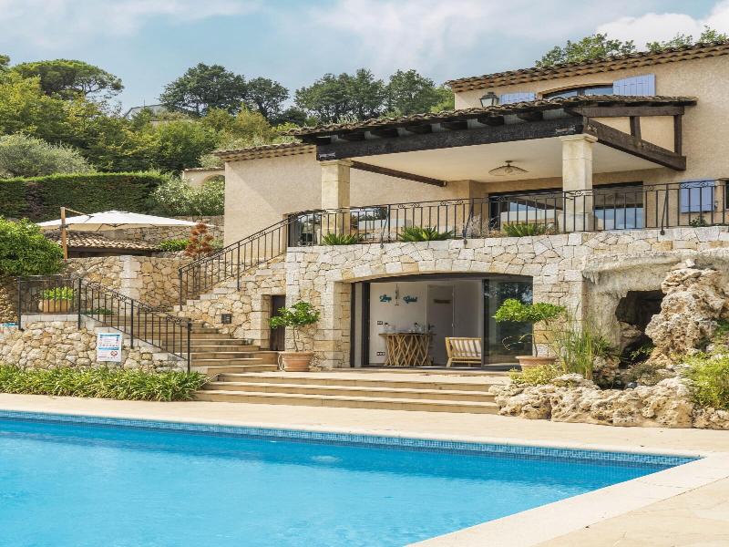 Loup Castel Boutique Hotel B&b image