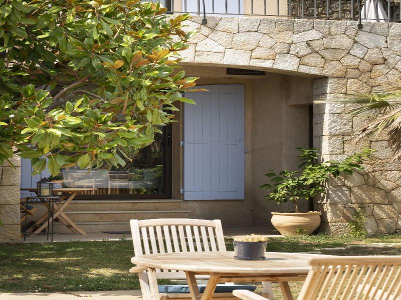 Loup Castel Boutique Hotel B&b image