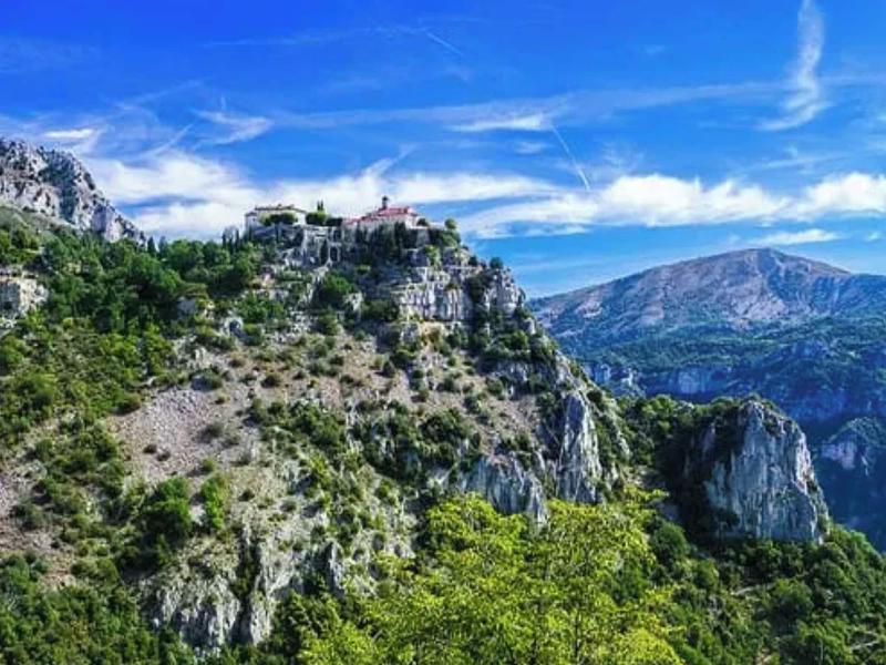 Loup Castel Boutique Hotel B&b image