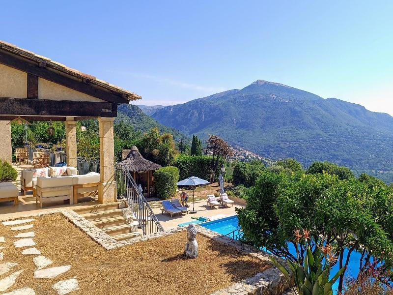 Loup Castel Boutique Hotel B&b image
