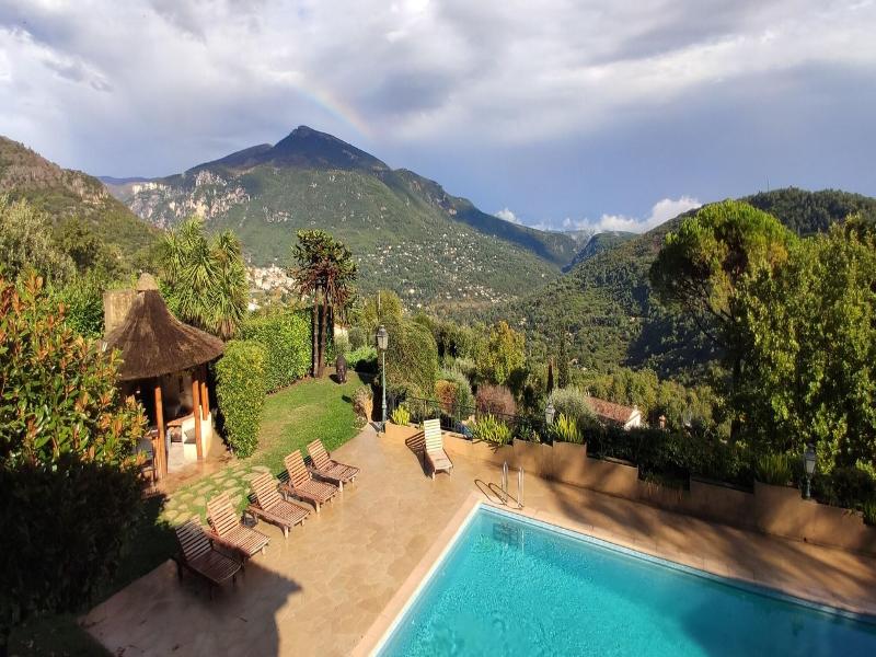 Loup Castel Boutique Hotel B&b image