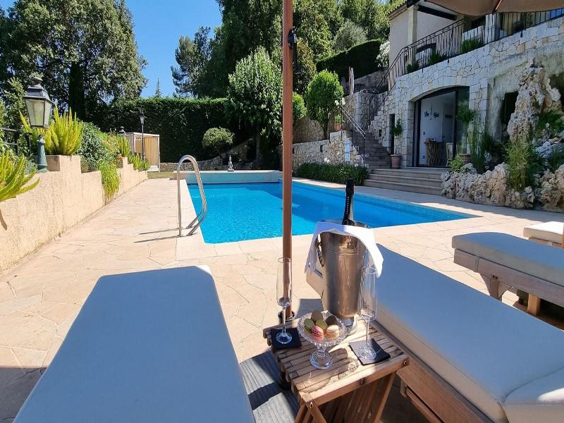 Loup Castel Boutique Hotel B&b image