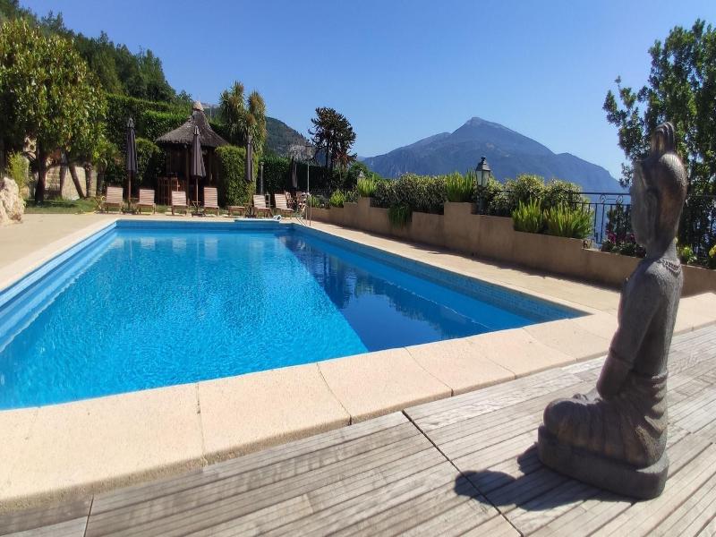 Loup Castel Boutique Hotel B&b image