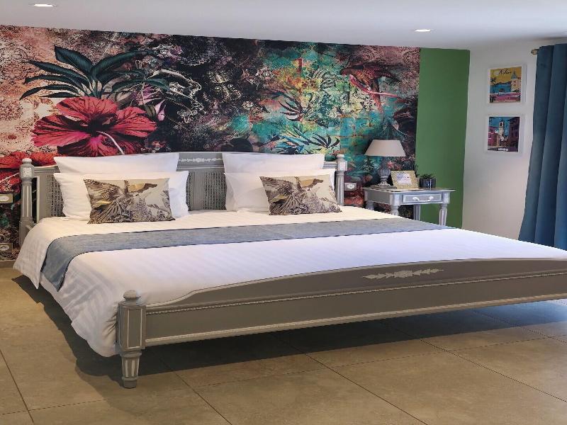 Loup Castel Boutique Hotel B&b image