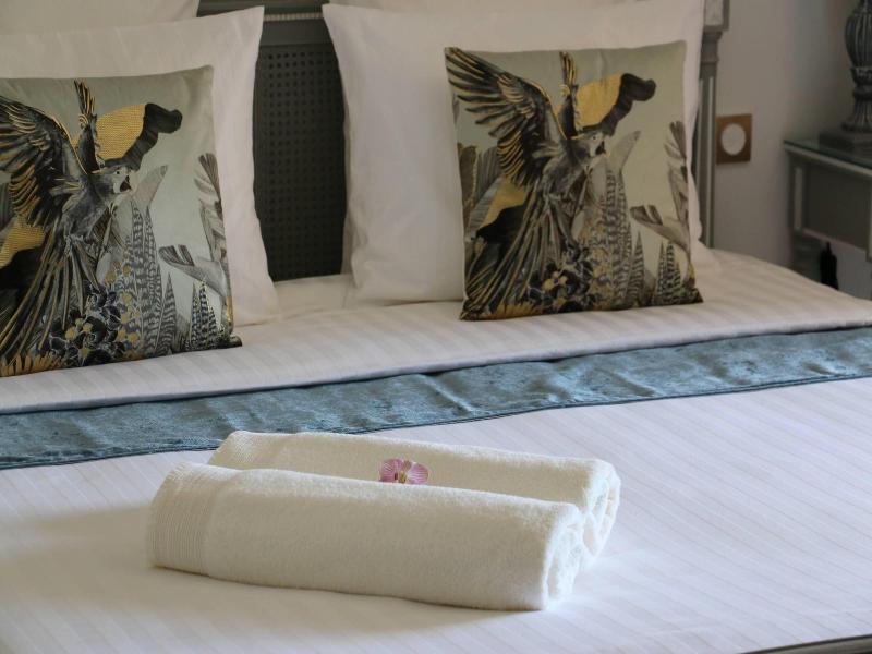 Loup Castel Boutique Hotel B&b image