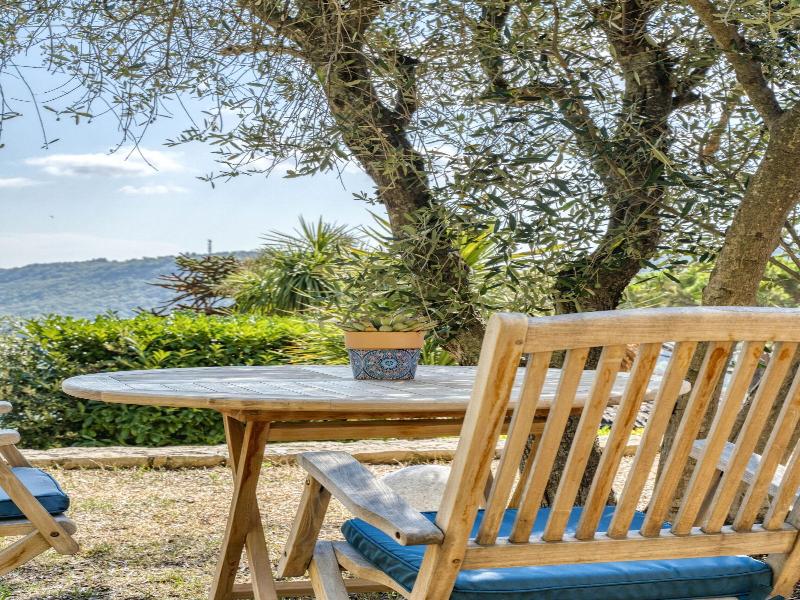 Loup Castel Boutique Hotel B&b image
