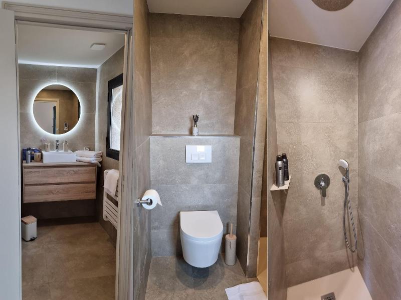 Loup Castel Boutique Hotel B&b image