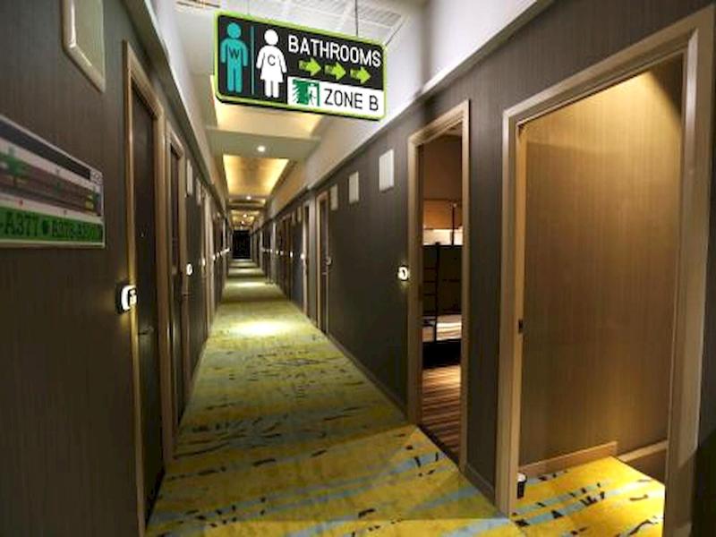 Capital O 75451 Podstel Hostel Bangkok image