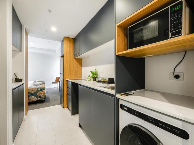 The Park Oasis Burwood image