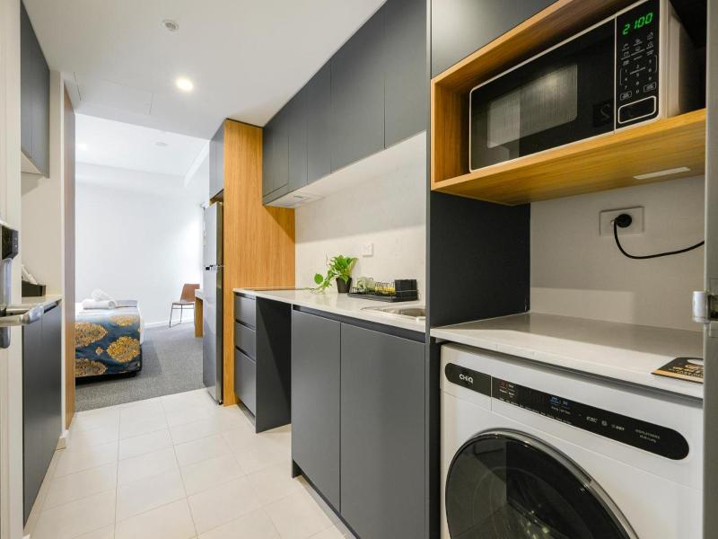 The Park Oasis Burwood image