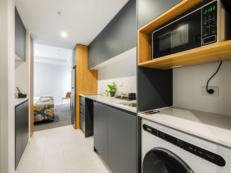The Park Oasis Burwood image