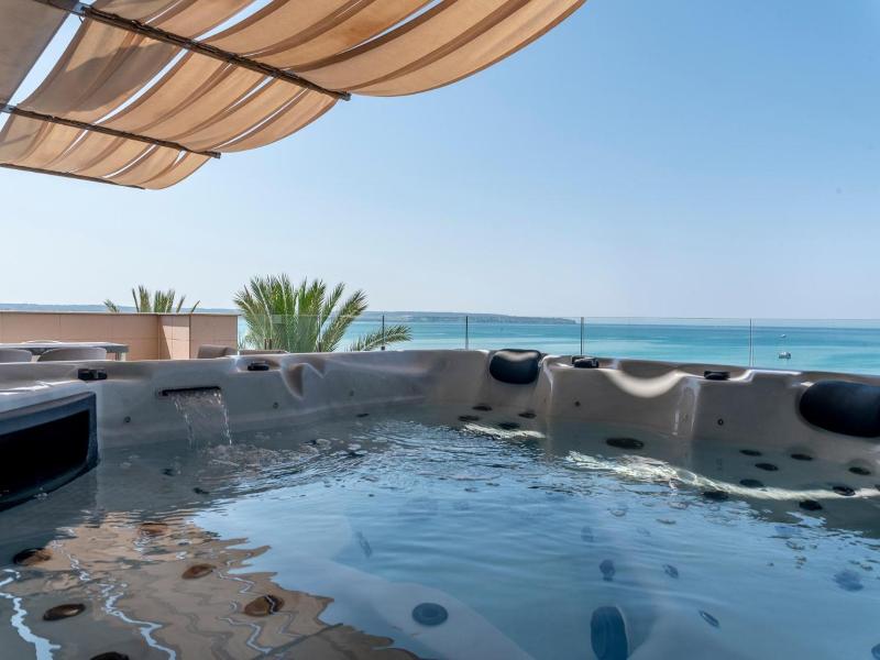Apartaments Delfin image