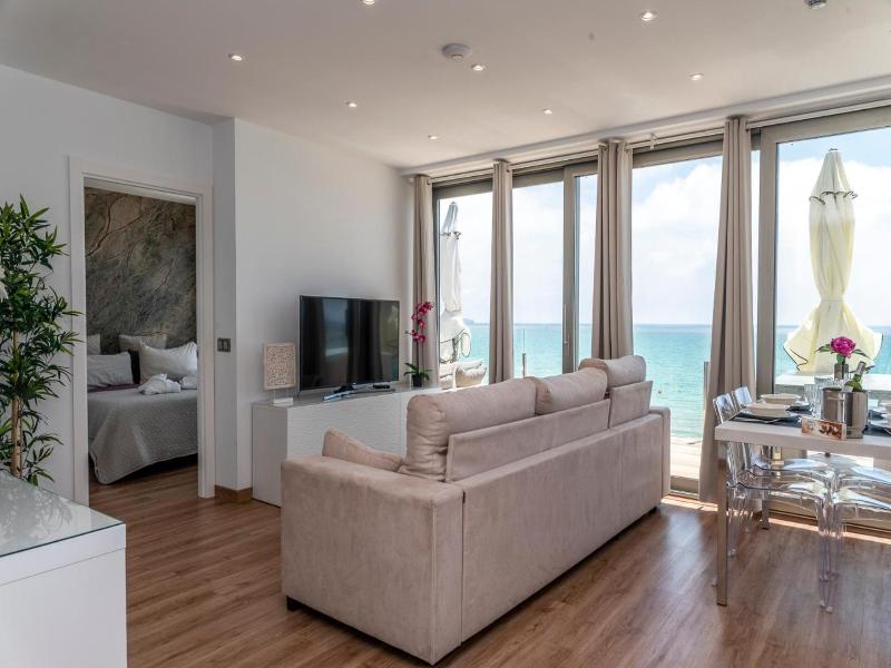 Apartaments Delfin image