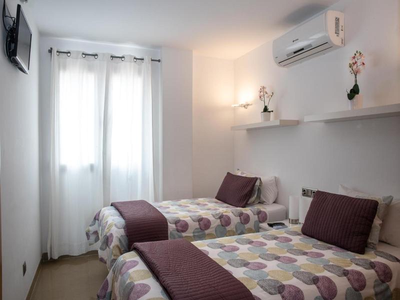 Apartaments Delfin image