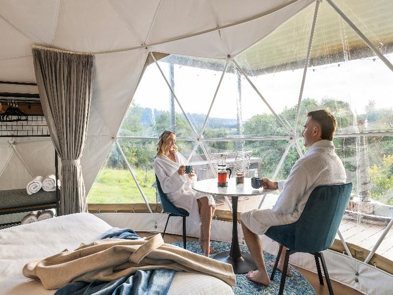 Cicada Luxury Camping image