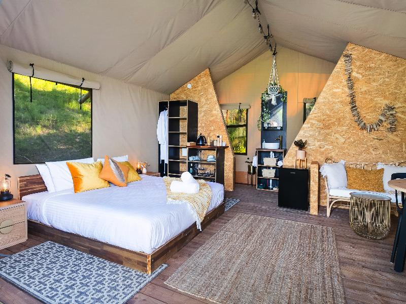 Cicada Luxury Camping image