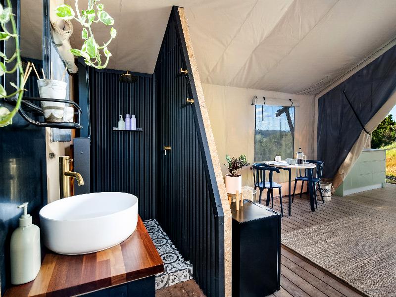 Cicada Luxury Camping image