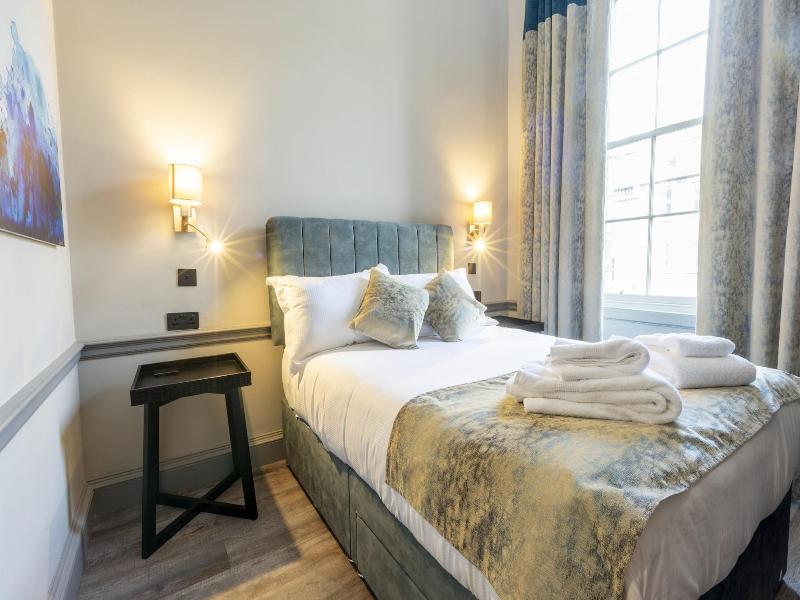 Mono Suites New Town image