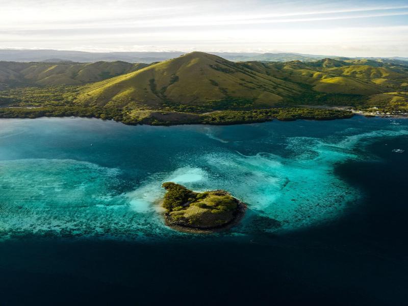 Menjaga Bay