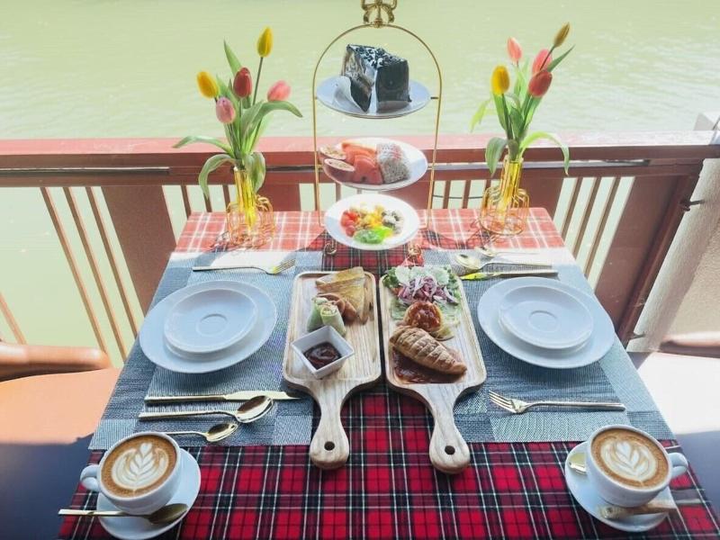 Intimate Riverside Resort image