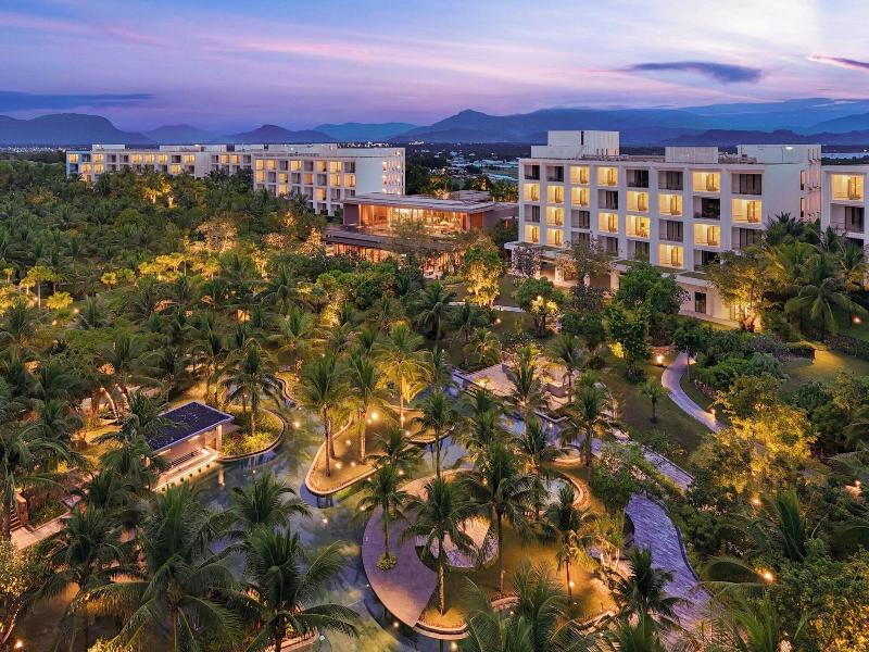 Jw Marriott Cam Ranh Bay Resort & Spa image