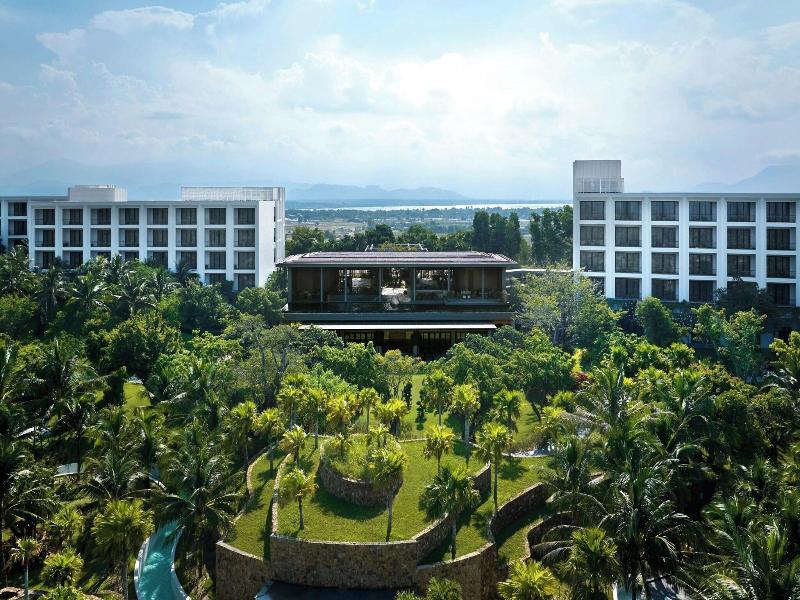 Jw Marriott Cam Ranh Bay Resort & Spa image