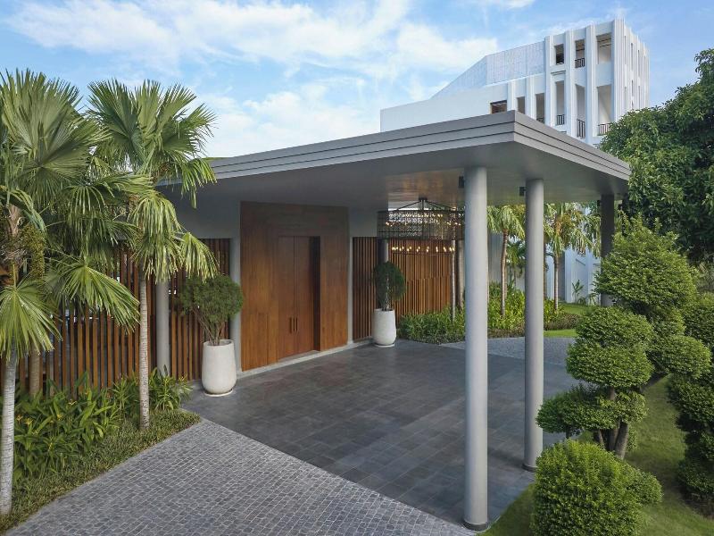 Jw Marriott Cam Ranh Bay Resort & Spa image